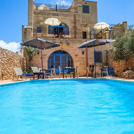 Bed & Breakfast L'ghorfa 4*