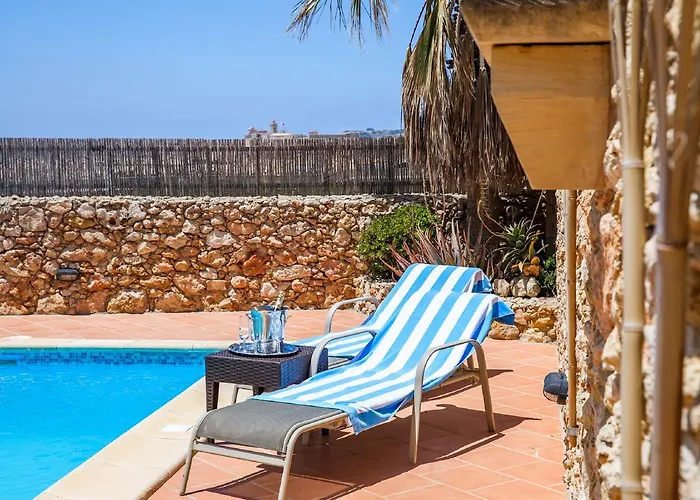 Oda ve Kahvaltı L'ghorfa 4*